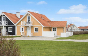 3 Bedroom Beautiful Home In Brenderup Fyn